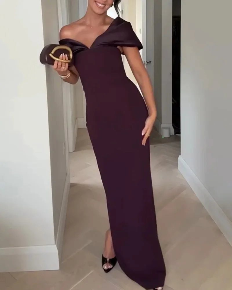 Lueur™ | Saten Omuz Detaylı Gece Elbisesi
